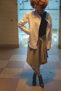 chemise et kilt portés par un modèle Collection Who Men Julie Bonnard Créatrice Textile Saint-Étienne Loire